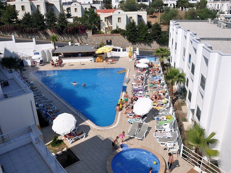 Club Shark Hotel Gümbet Exteriör bild