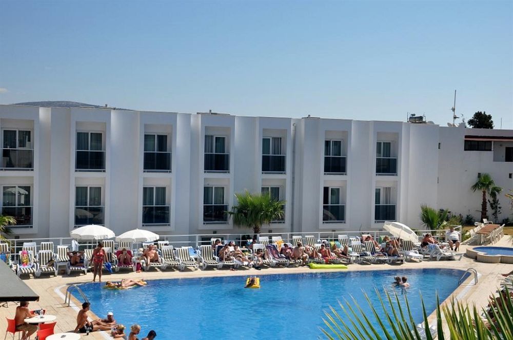 Club Shark Hotel Gümbet Exteriör bild